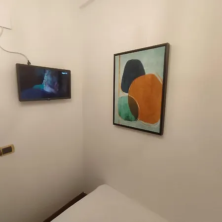 Plaza Zabalburu Homestay *