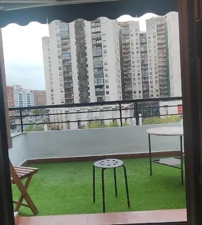 Plaza Zabalburu Pansiyon *